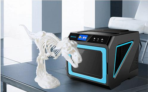 制约3D打印机行业发展的因素有哪些？